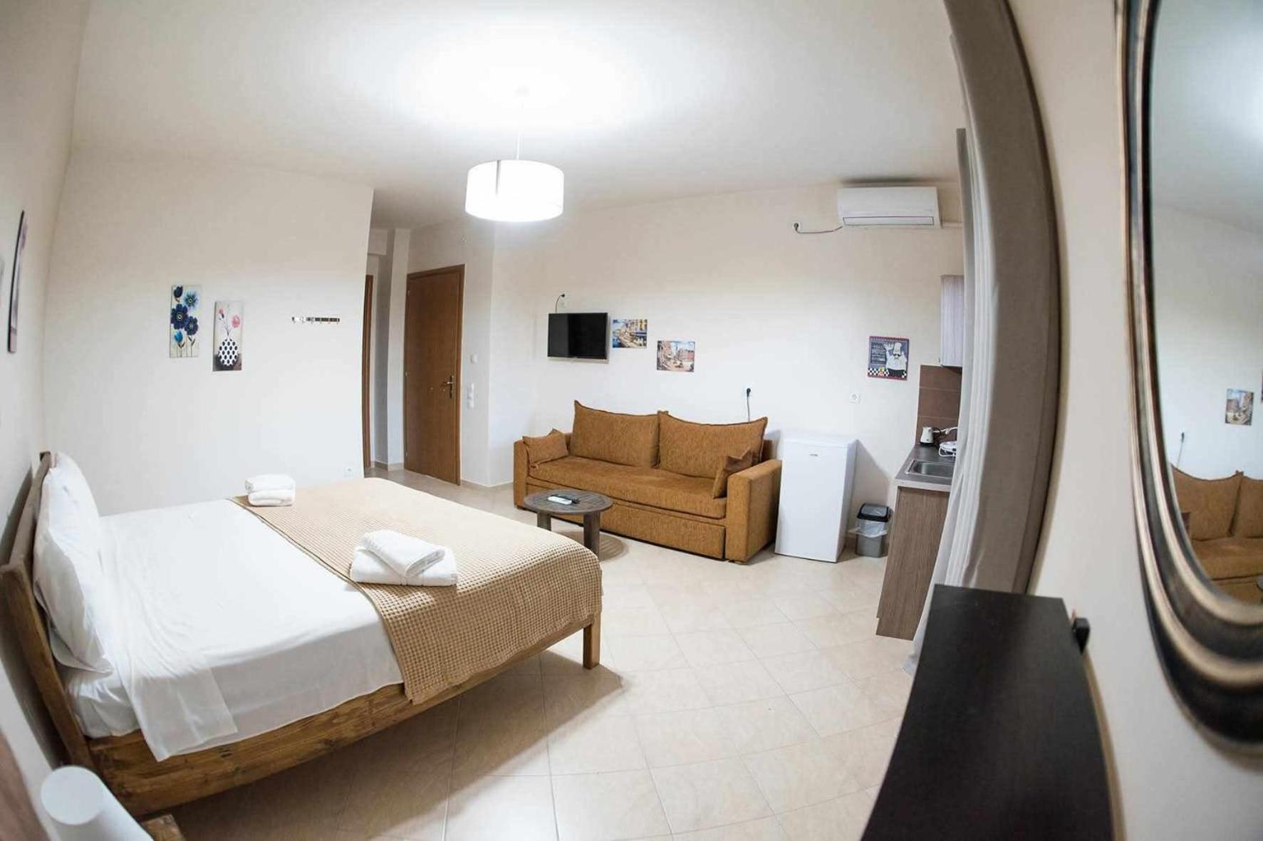 Mirmidones Anesis Apartment Agrelia